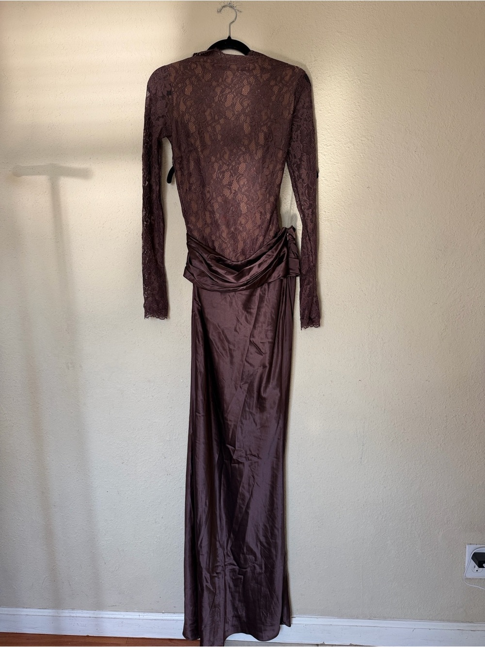 House of CB YASMEEN Espresso Brown Lace + Satin Draped Maxi Dress size L NWOT - Picture 7 of 10